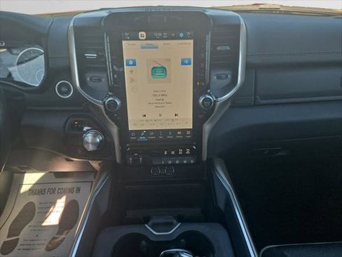 Certified 2022 RAM 1500 Laramie w/ Laramie Southwest Edition image 11