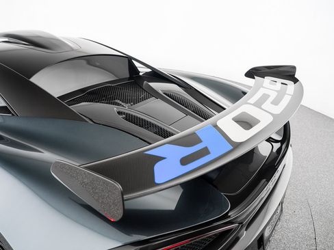 Used 2020 McLaren 620R RWD image 49