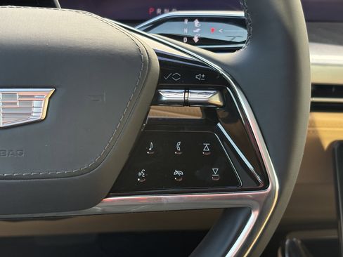 New 2026 Cadillac Escalade IQ Sport 2 w/ LPO, ONYX Package image 22