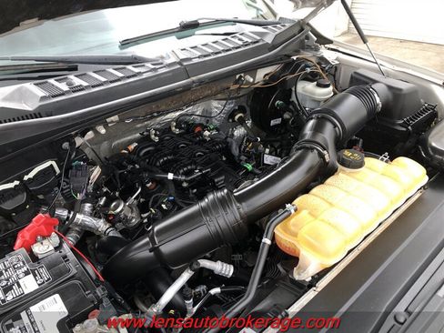 Used 2017 Ford F150 XL w/ Equipment Group 101A Mid AWD/4WD image 22