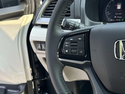 Certified 2026 Honda Odyssey EX-L image 10