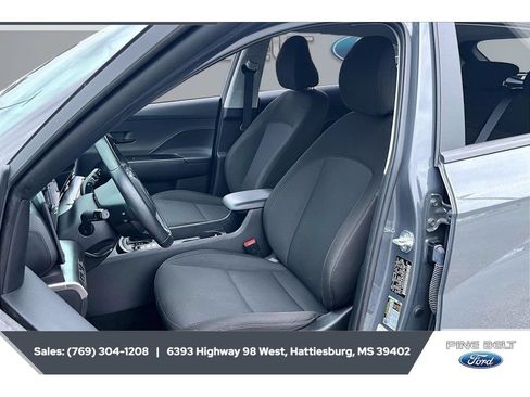 Used 2025 Hyundai Kona SEL FWD image 18