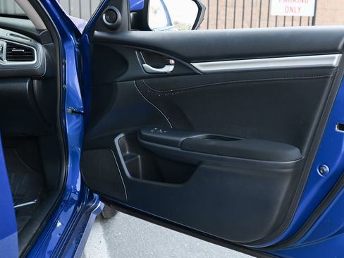 Used 2020 Honda Civic EX image 36