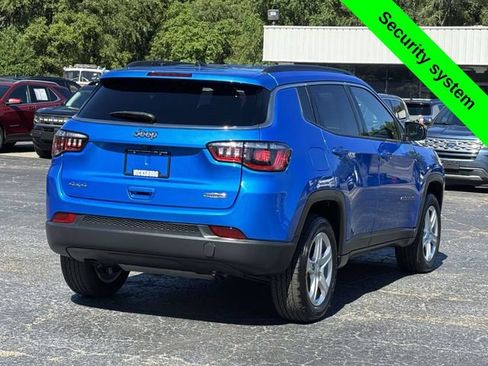 Used 2023 Jeep Compass Latitude AWD/4WD image 31