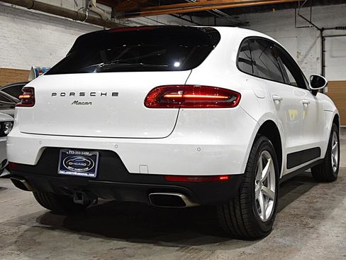 Used 2018 Porsche Macan image 7