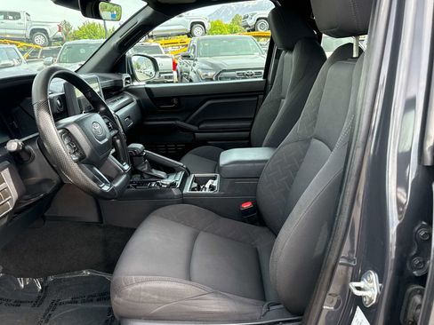 Used 2024 Toyota Tacoma SR5 AWD/4WD image 11