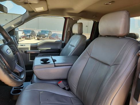 Used 2019 Ford F150 XLT AWD/4WD image 14