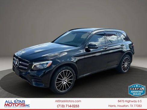 Used 2019 Mercedes-Benz GLC 300 w/ Exterior Lighting Package image 3