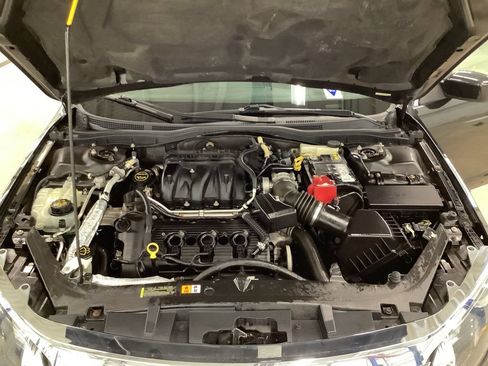 Used 2010 Ford Fusion SE FWD image 15