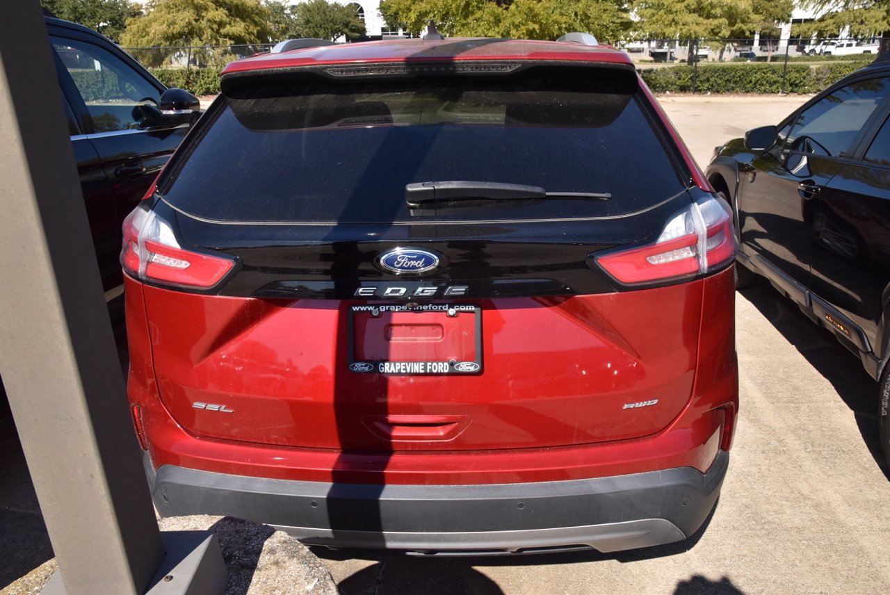 Used 2023 Ford Edge SEL w/ Convenience Package AWD/4WD image 6