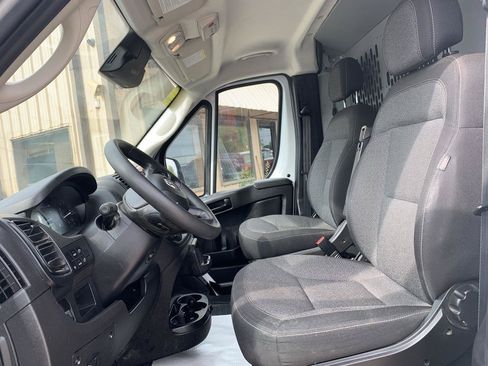 Used 2023 RAM ProMaster 3500 w/ Safety Group (A) FWD image 8