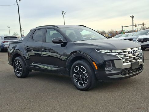 Used 2024 Hyundai Santa Cruz SEL w/ Activity Package image 3