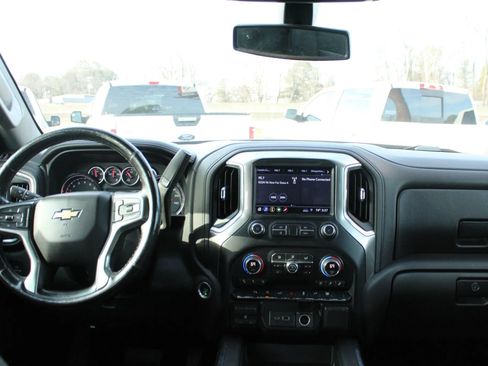 Used 2019 Chevrolet Silverado 1500 LTZ w/ LTZ Texas Edition AWD/4WD image 17