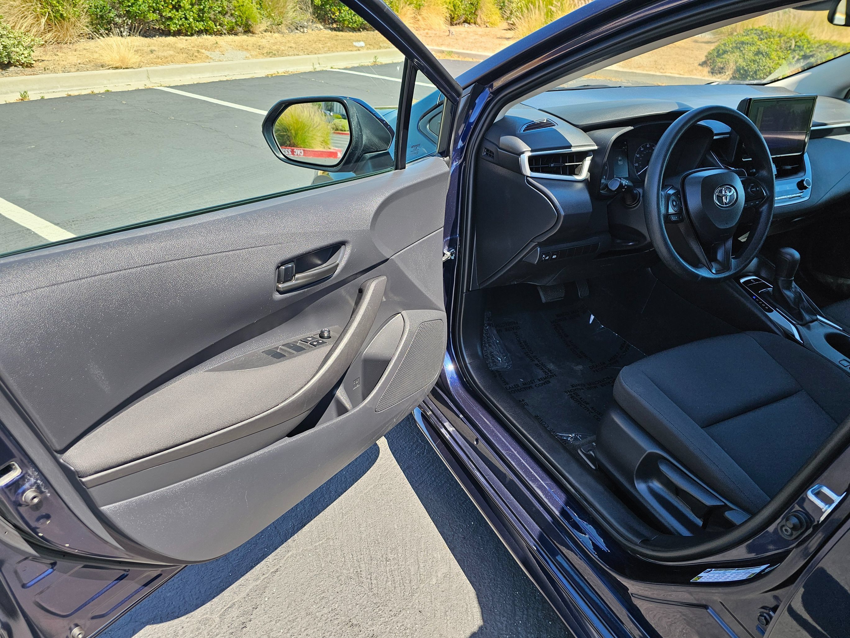 Used 2024 Toyota Corolla LE FWD image 14