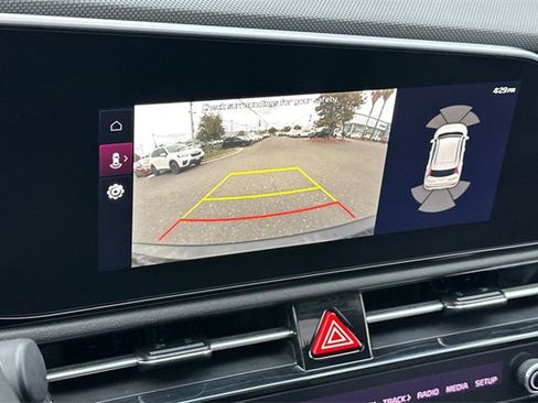 Used 2023 Kia Niro Wave image 24