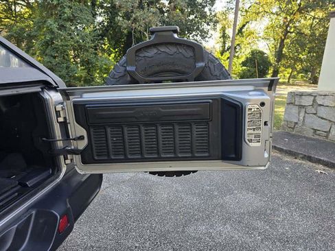 Used 2020 Jeep Wrangler Unlimited Rubicon image 25