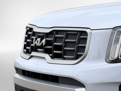 New 2025 Kia Telluride S image 12