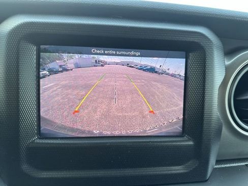 Used 2023 Jeep Wrangler Unlimited w/ Cold Weather Group AWD/4WD image 25