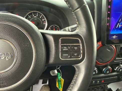Used 2016 Jeep Wrangler Unlimited Sport w/ Quick Order Package 24S AWD/4WD image 31