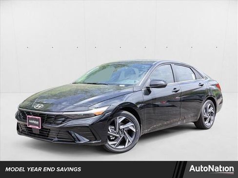 New 2025 Hyundai Elantra Limited image 1