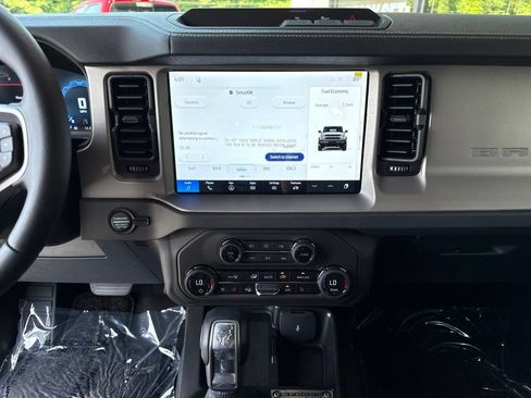 New 2026 Ford Bronco Outer Banks AWD/4WD image 23