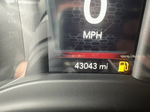 Used 2022 RAM 1500 Big Horn AWD/4WD image 14