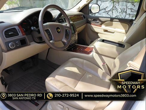 Used 2012 Chevrolet Tahoe LTZ RWD image 14