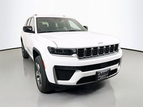 New 2026 Jeep Grand Cherokee Limited image 1