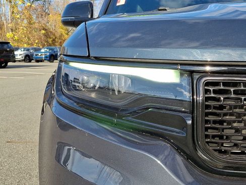 Used 2023 Jeep Wagoneer Series II image 9