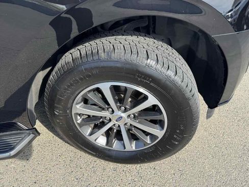 Used 2018 Ford Expedition Max XLT w/ Equipment Group 202A image 41