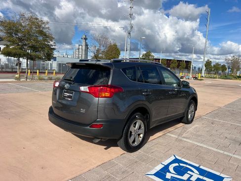 Used 2015 Toyota RAV4 XLE image 4