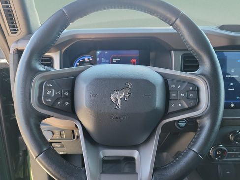 Used 2023 Ford Bronco Outer Banks AWD/4WD image 14