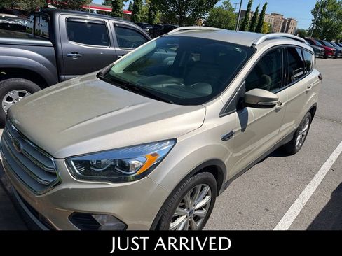 Used 2018 Ford Escape Titanium FWD image 1