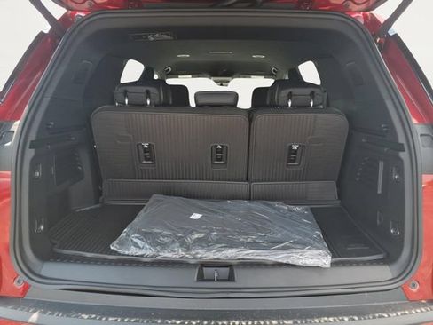 New 2026 Chevrolet Traverse LT w/ Driver Confidence Package FWD image 20