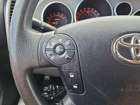 Used 2013 Toyota Tundra 2WD Double Cab image 16