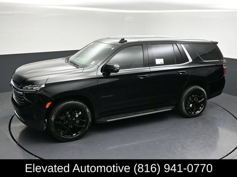 Used 2023 Chevrolet Tahoe LT w/ Luxury Package AWD/4WD image 27