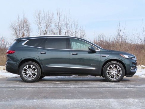 Certified 2019 Buick Enclave Avenir w/ Avenir Technology Package image 2