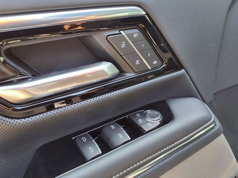 New 2025 GMC Sierra EV Denali image 13