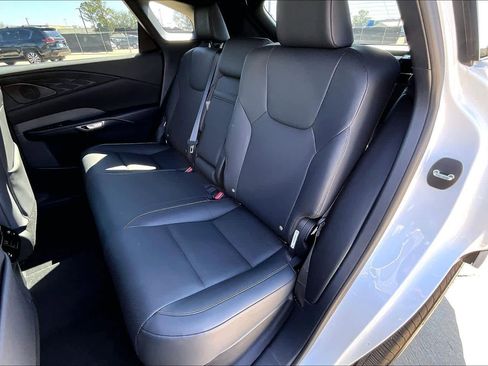 Used 2024 Lexus RX 350 F Sport w/ Convenience Package image 21