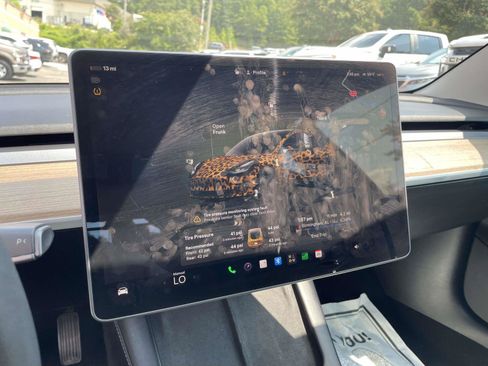 Used 2022 Tesla Model 3 RWD image 11