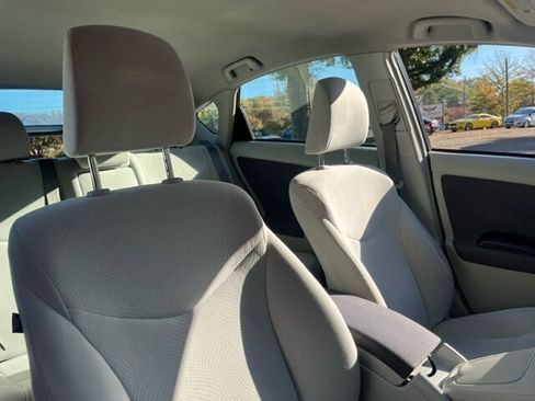 Used 2010 Toyota Prius Two image 23