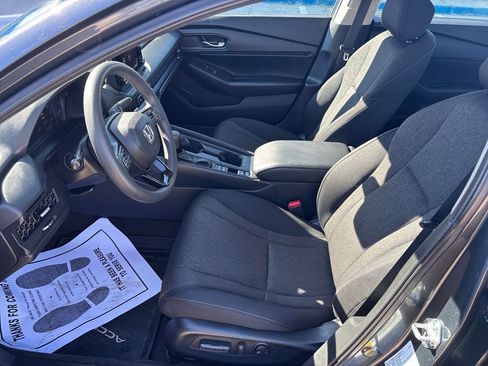 Used 2024 Honda Accord EX image 9