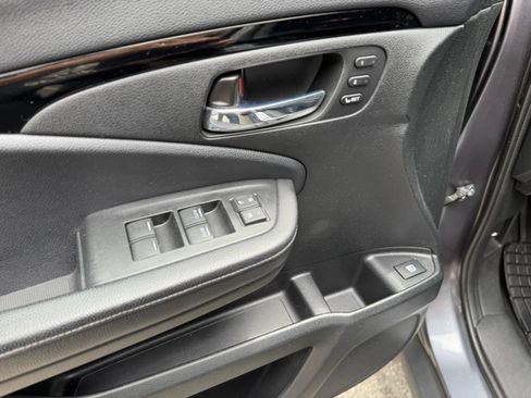 Used 2018 Honda Ridgeline RTL-E image 22