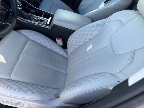 Used 2022 Kia Sorento SX image 12