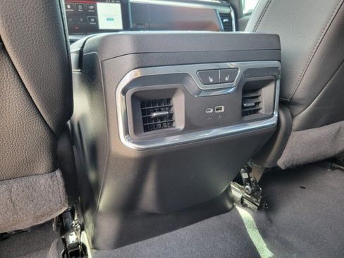 Used 2024 GMC Sierra 2500 Denali w/ Denali Reserve Package AWD/4WD image 30