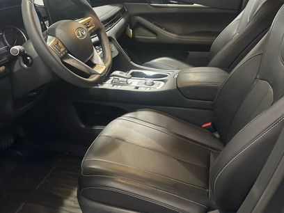 Certified 2025 INFINITI QX60 Luxe
