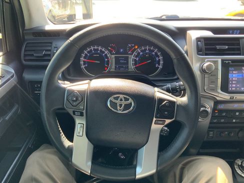 Used 2018 Toyota 4Runner Limited AWD/4WD image 30