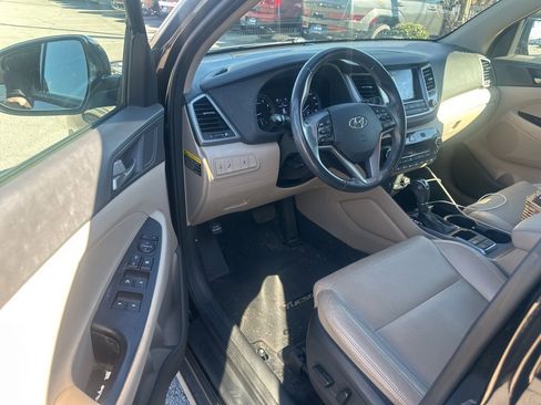 Used 2017 Hyundai Tucson SE Plus image 15