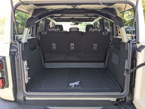 New 2026 Ford Bronco Raptor AWD/4WD image 33