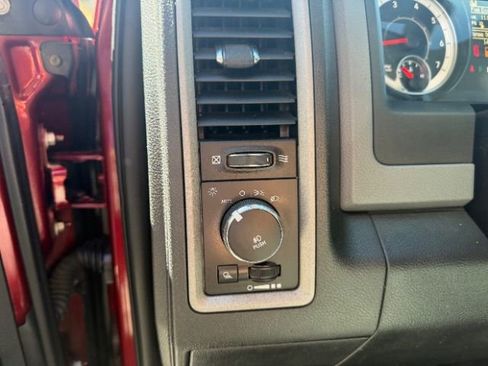 Used 2016 RAM 1500 Express image 20